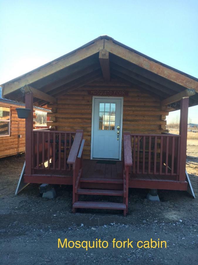 Alaska Log Cabins On The Pond Clear Creek Park Esterno foto